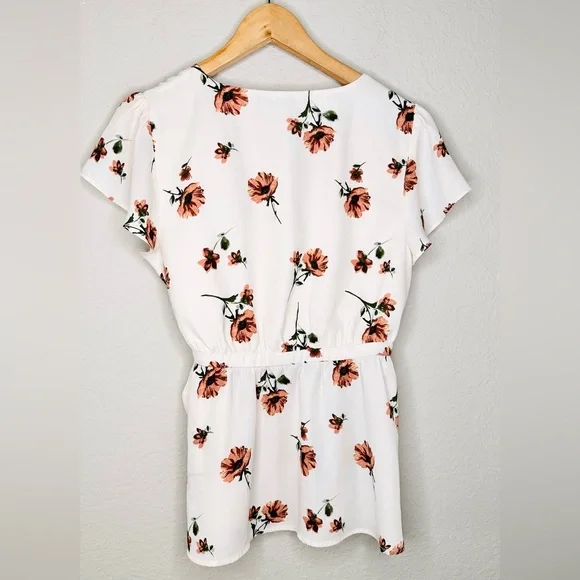 June and Hudson Foral Wrap Top - Picture 5 of 13